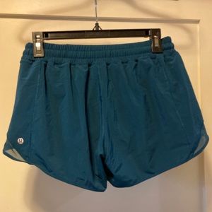 Lululemon Hotty Hot short